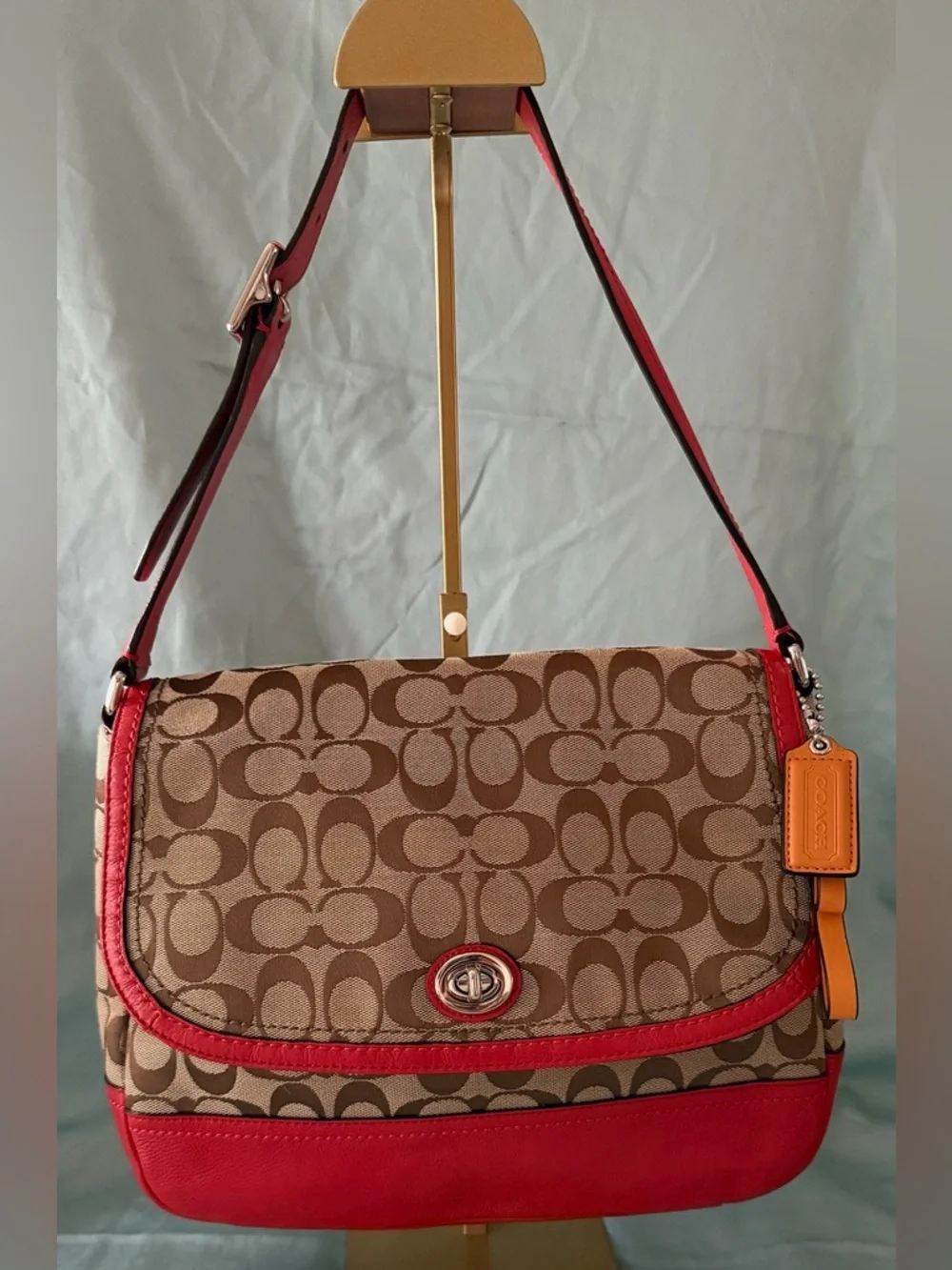 Coach PARK SIGNATURE FLAP BAG F23933 Khaki/Vermilion